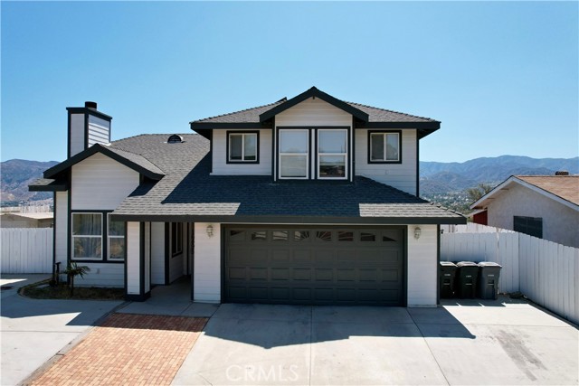 Detail Gallery Image 1 of 29 For 16495 Stevens Ave, Lake Elsinore,  CA 92530 - 3 Beds | 2/1 Baths