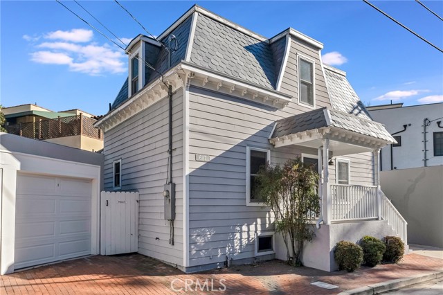 Detail Gallery Image 2 of 36 For 6117 Glen Holly St, Los Angeles,  CA 90068 - 2 Beds | 2 Baths