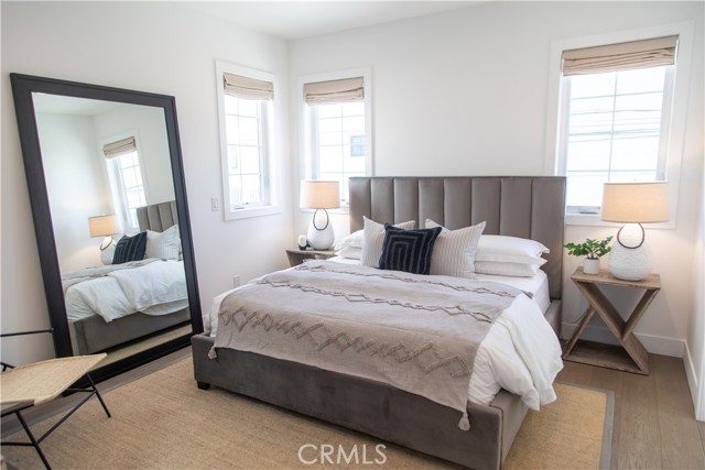 Detail Gallery Image 14 of 20 For 424 1/2 Marguerite Ave, Corona Del Mar,  CA 92625 - 2 Beds | 2/1 Baths