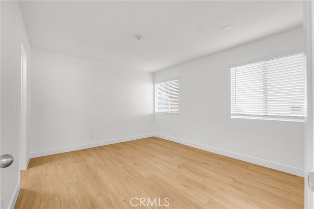 Detail Gallery Image 17 of 23 For 710 5th St, Hermosa Beach,  CA 90254 - 2 Beds | 2 Baths