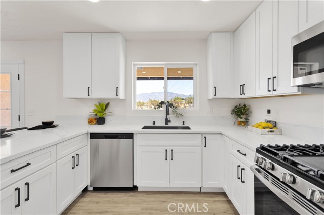Detail Gallery Image 13 of 28 For 18509 Yuba St, Hesperia,  CA 92345 - 3 Beds | 2 Baths