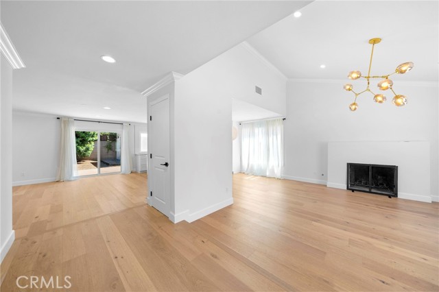 3403 E Date Street, Brea CA: https://media.crmls.org/medias/fe187505-4043-4a06-8681-4d0aeed39b62.jpg
