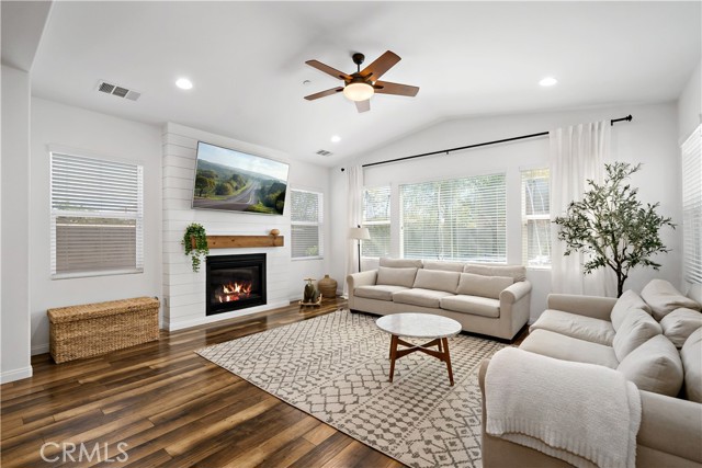 Detail Gallery Image 26 of 74 For 30635 Fern Gully Dr, Murrieta,  CA 92563 - 4 Beds | 3/1 Baths