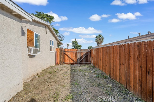 Detail Gallery Image 13 of 15 For 1291 N Almond Way, Banning,  CA 92220 - 3 Beds | 2 Baths