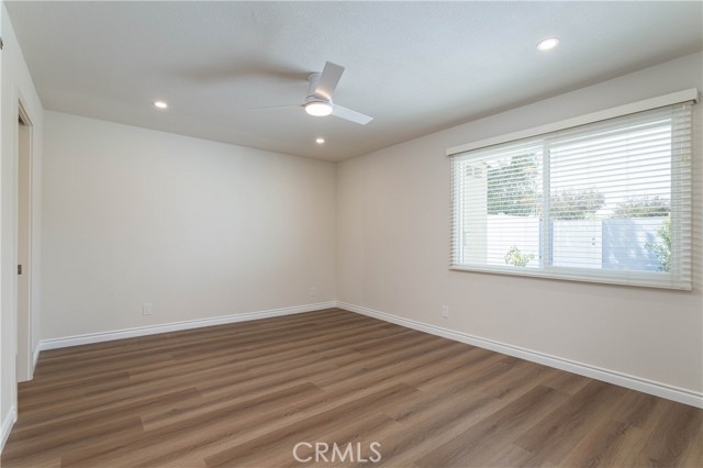 Detail Gallery Image 9 of 20 For 1741 Tustin Ave 10c,  Costa Mesa,  CA 92627 - 2 Beds | 2 Baths