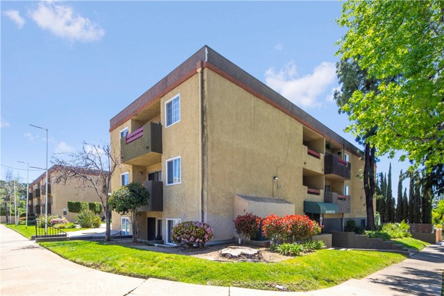 13266 Foothill Boulevard, Sylmar, California 91342, ,Multi-Family,For Sale,Foothill,CV25002980