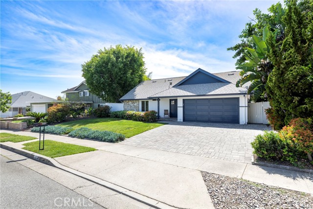 Image 4 of 60 For 673 Cliffwood