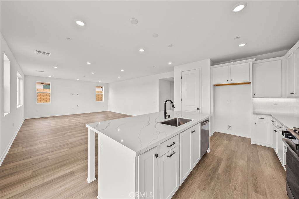 MLS #SR25261066 image #26