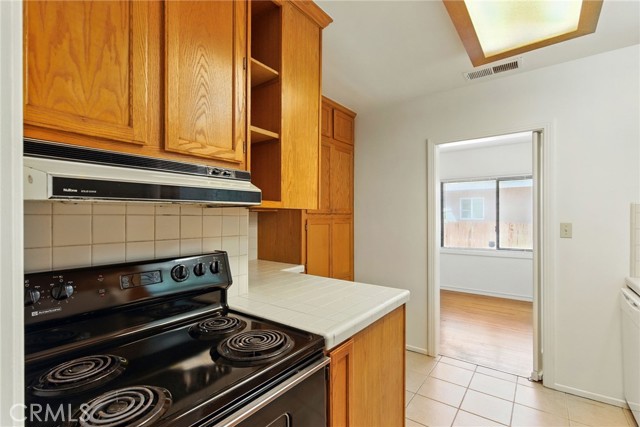 4041 57TH STREET, Sacramento CA: https://media.crmls.org/medias/fe1c61d8-42e3-4cf5-84ef-6bce0e53972d.jpg