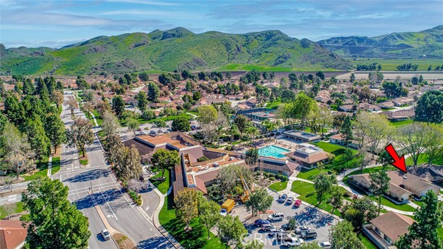 8152 Village 8, Camarillo CA: https://media.crmls.org/medias/fe1ccee2-94b9-421e-a402-e2cde73273f8.jpg