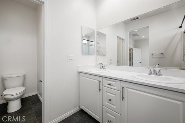 Detail Gallery Image 42 of 63 For 5860 Linden #8,  Long Beach,  CA 90805 - 3 Beds | 2/1 Baths