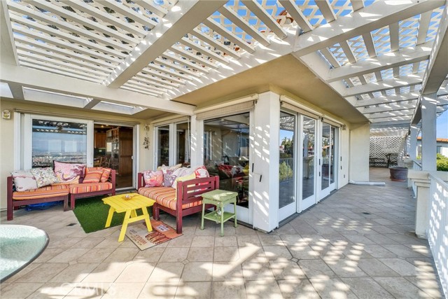 6309 Via Colinita, Rancho Palos Verdes CA: https://media.crmls.org/medias/fe1d42b7-39f0-49f1-bed7-0307a8f7355c.jpg