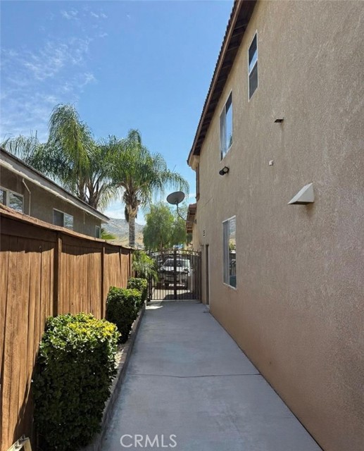 26532 Calle Belding, Moreno Valley CA: https://media.crmls.org/medias/fe1e8a15-eec2-4991-a569-cab9eac834cd.jpg