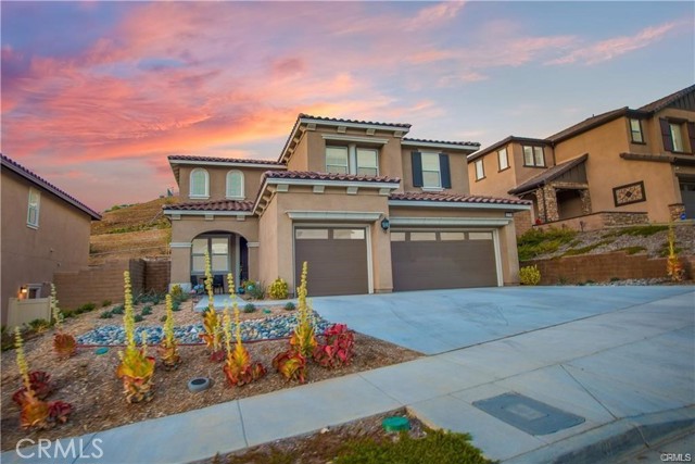 Detail Gallery Image 1 of 28 For 11260 Vista Way, Corona,  CA 92883 - 5 Beds | 3/1 Baths