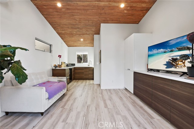 Detail Gallery Image 35 of 52 For 4123 North Virginia Road, Long Beach,  CA 90807 - 3 Beds | 2 Baths