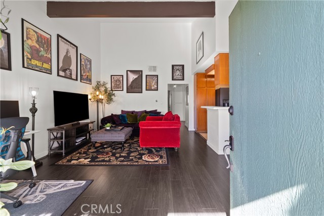 Detail Gallery Image 11 of 43 For 13144 Bromont, Sylmar,  CA 91342 - 2 Beds | 2 Baths