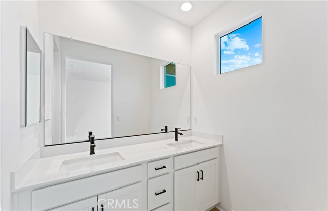 Detail Gallery Image 22 of 26 For 860 Cornelia Way, Rancho Mission Viejo,  CA 92694 - 2 Beds | 2 Baths