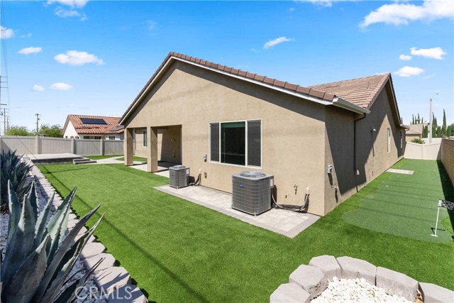 41719 Wayladn Court, Lancaster CA: https://media.crmls.org/medias/fe20c384-36d5-47b0-931c-ffcd89990303.jpg