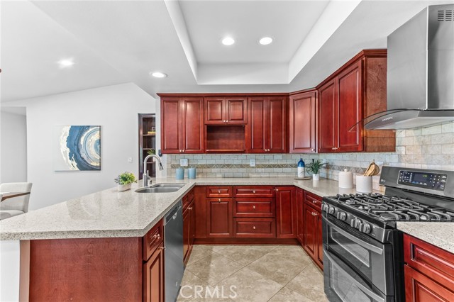 Image 13 of 51 For 2080 Terrebonne Avenue