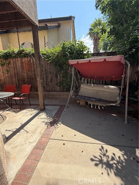 10237 Kernwood Court, Rancho Cucamonga CA: https://media.crmls.org/medias/fe22d150-dd59-41f7-9353-5d3ec7012082.jpg