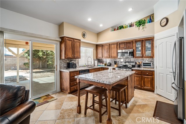 Detail Gallery Image 10 of 39 For 43902 21st St, Lancaster,  CA 93536 - 3 Beds | 2 Baths