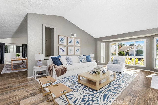 Detail Gallery Image 2 of 29 For 26611 Shane, Lake Forest,  CA 92630 - 4 Beds | 2 Baths