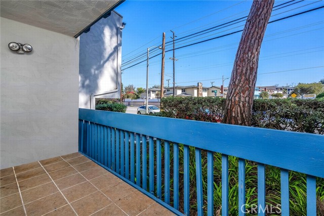 Detail Gallery Image 22 of 30 For 649 S Prospect #103,  Redondo Beach,  CA 90277 - 2 Beds | 2 Baths