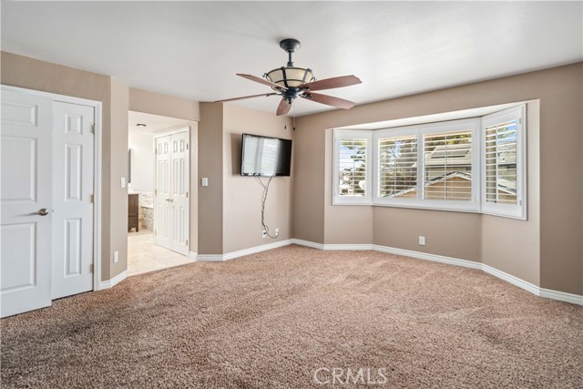 1609 Silvia Avenue, Lancaster CA: https://media.crmls.org/medias/fe2564ef-7ba6-40bf-bf8c-80bea356ffb0.jpg