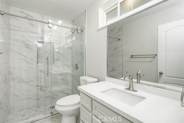 Detail Gallery Image 33 of 47 For 2909 S Rita Way, Santa Ana,  CA 92704 - 6 Beds | 4 Baths