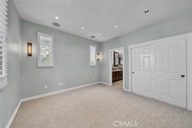 Detail Gallery Image 29 of 36 For 19 Momento, Irvine,  CA 92603 - 5 Beds | 4/1 Baths