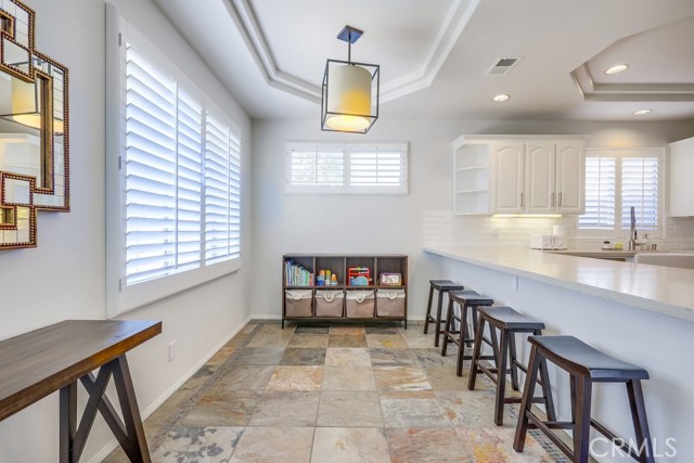 Detail Gallery Image 8 of 39 For 1581 Orange Ave, Costa Mesa,  CA 92627 - 3 Beds | 2/1 Baths