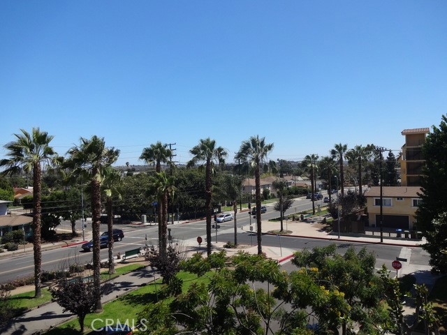 Detail Gallery Image 30 of 30 For 11417 Culver Bld #2,  Los Angeles,  CA 90066 - 4 Beds | 3 Baths