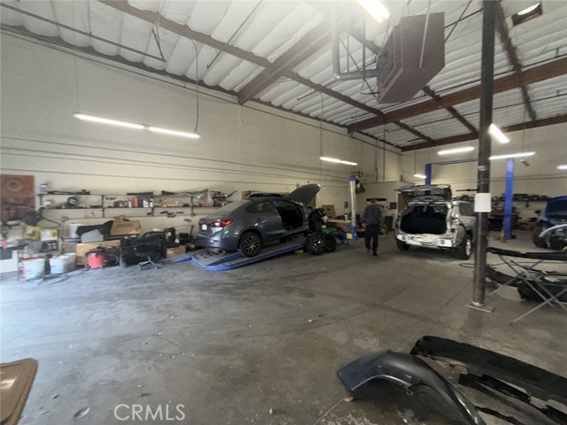 2439 Arden, Sacramento CA: https://media.crmls.org/medias/fe270ffd-adcc-4668-b88f-79b02574fb1f.jpg