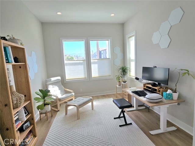 171 Bear Leaf Drive, Lake Forest CA: https://media.crmls.org/medias/fe27d0f5-82ff-44f6-870e-6737010c47f5.jpg