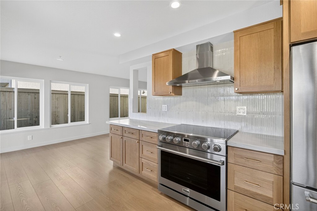 MLS #OC25245288 image #18