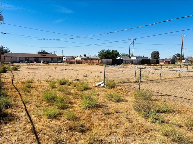 Detail Gallery Image 20 of 21 For 10852 Navajo Rd, Apple Valley,  CA 92308 - 3 Beds | 2 Baths