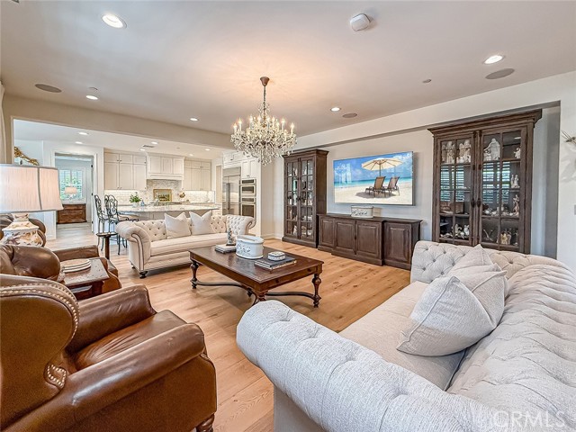 Detail Gallery Image 6 of 43 For 2410 Quartsite Dr, Camarillo,  CA 93012 - 2 Beds | 2/1 Baths