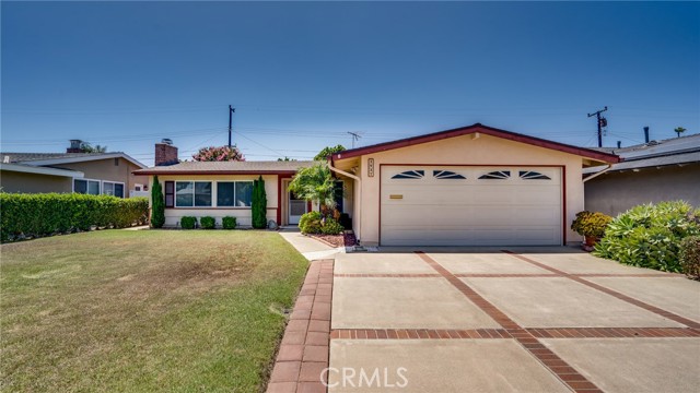 Image 2 for 2937 Royal Palm Dr, Costa Mesa, CA 92626