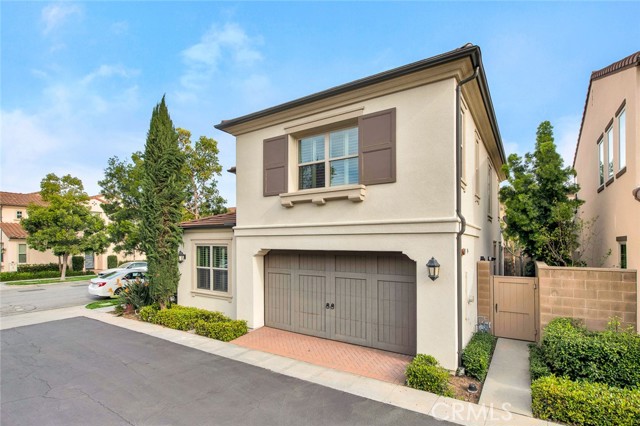 34 Somerton, Irvine CA: https://media.crmls.org/medias/fe29fcff-2e95-4320-a080-c09647385413.jpg