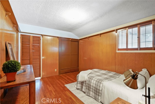 7546 Bluebell Avenue, North Hollywood CA: https://media.crmls.org/medias/fe2a30da-397b-4a8e-9341-1b281fa79f48.jpg