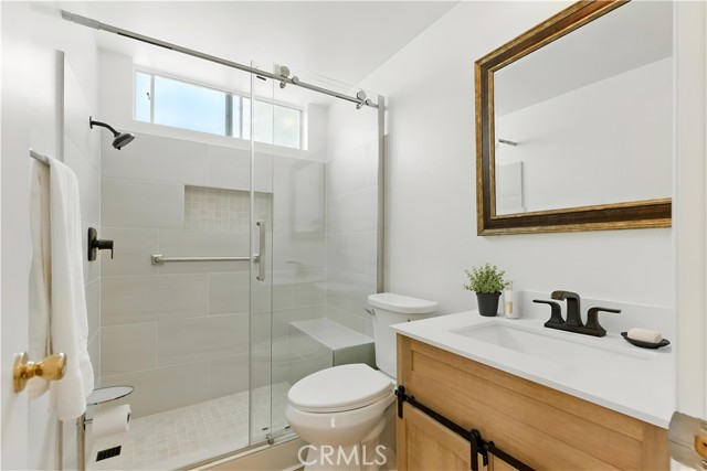 24446 Corta Cresta Drive, Lake Forest CA: https://media.crmls.org/medias/fe2a4790-0a97-44dc-9324-07b55abae6e4.jpg