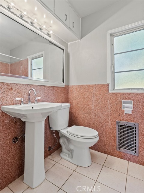 Detail Gallery Image 28 of 61 For 3761 Aguilar St, Los Angeles,  CA 90065 - 4 Beds | 2 Baths