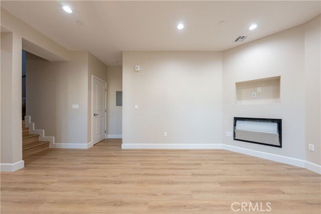 Detail Gallery Image 12 of 28 For 67 S Craig Ave #4,  Pasadena,  CA 91107 - 4 Beds | 3/1 Baths