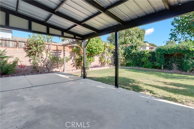 4748 W 140th Street, Hawthorne CA: https://media.crmls.org/medias/fe2accb2-2475-4077-95cb-c70c3737cdfd.jpg