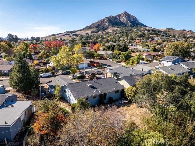 Detail Gallery Image 2 of 24 For 521 Princeton Pl, San Luis Obispo,  CA 93405 - 3 Beds | 2 Baths