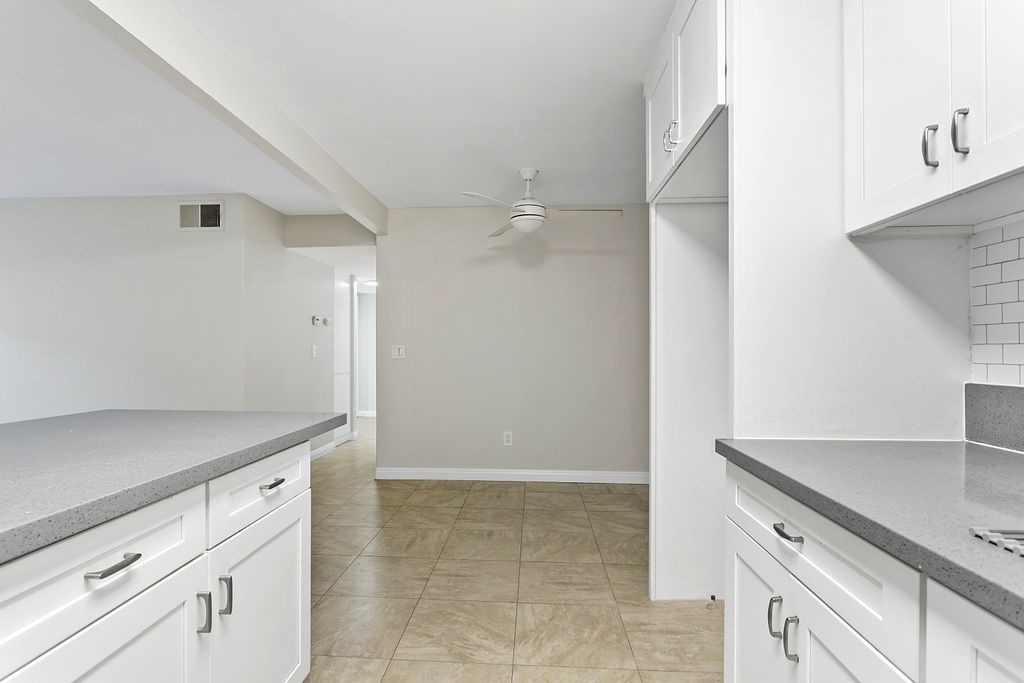 Detail Gallery Image 4 of 33 For 1001 W Macarthur Bld #39,  Santa Ana,  CA 92707 - 3 Beds | 2 Baths