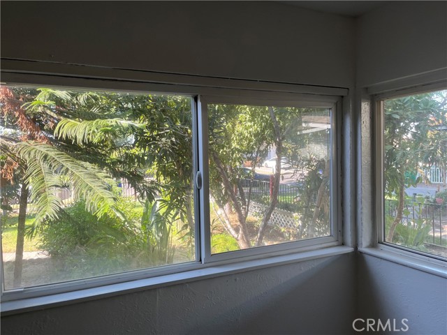 273 Cedar Avenue, Atwater CA: https://media.crmls.org/medias/fe2c72ff-1e29-4ea5-a03a-099def3fd6ab.jpg