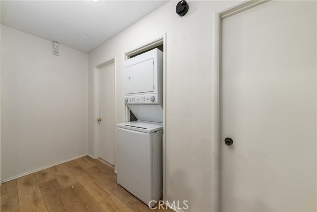 Detail Gallery Image 13 of 33 For 18053 Orange St, Hesperia,  CA 92345 - 5 Beds | 2/1 Baths