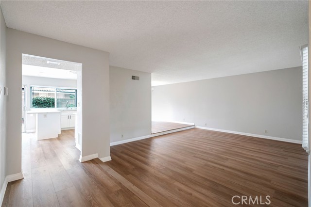 13527 Edgefield Street, Cerritos CA: https://media.crmls.org/medias/fe2d21eb-35ed-4864-ba9e-eebe70a9be93.jpg