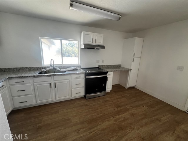 Detail Gallery Image 4 of 31 For 87884 Amboy Rd, Twentynine Palms,  CA 92277 - 2 Beds | 1 Baths
